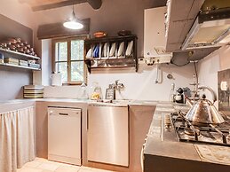 Belvilla by OYO Holiday Home in Molina di Quosa