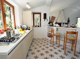 Belvilla by OYO Villa Alexa