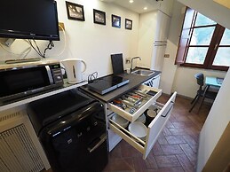 Pretty Apartment Near San Gimignano