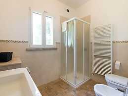 Belvilla by OYO Montenovo Villa