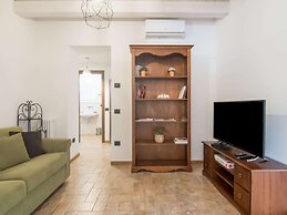 Belvilla by OYO Montenovo Villa