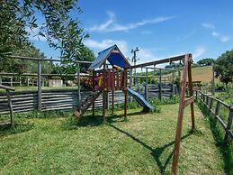 Belvilla by OYO Montenovo Villa