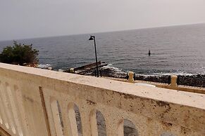 Excellent Views 2-bed Apartment in Marsalforn Gozo