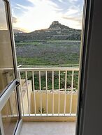 Excellent Views 2-bed Apartment in Marsalforn Gozo