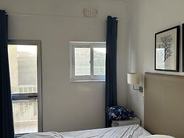 Excellent Views 2-bed Apartment in Marsalforn Gozo