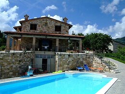 Serene Living in a Stone Villa in Marche