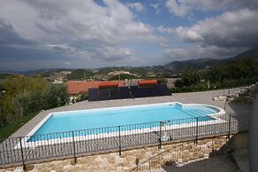 Serene Living in a Stone Villa in Marche