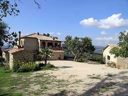Tuscan Scenic View Stay