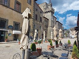 Charming Tuscan Getaway