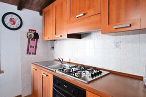 Apartment in Massa Marittima With Pools