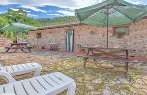Apartment in Massa Marittima With Pools