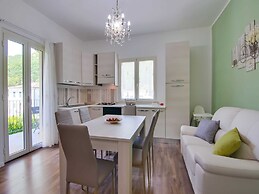 Villa in Borgo Pace With Private Pool