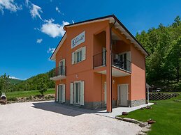 Villa in Borgo Pace With Private Pool