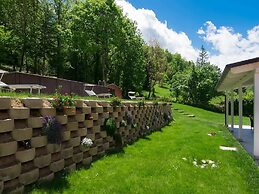 Villa in Borgo Pace With Private Pool