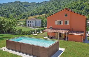 Holiday Home in Borgo Pace With Pool