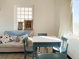 Pleasant Holiday Home With Whirlpool