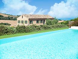 Belvilla by OYO La Corte