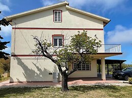 Belvilla by OYO Casa Mana1