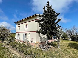 Belvilla by OYO Casa Mana1