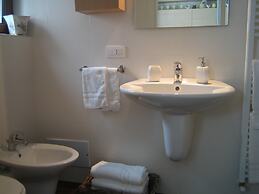 Belvilla by OYO Trullo Dell'ulivo per Due