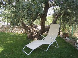 Belvilla by OYO Trullo Dell'ulivo per Due