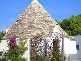 Belvilla by OYO Trullo Dell'ulivo per Due