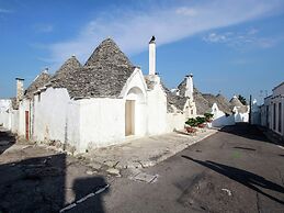 Belvilla by OYO Trullo Dell'ulivo per Due