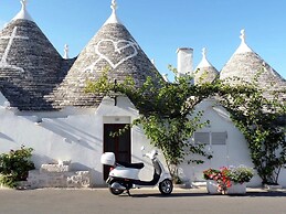Belvilla by OYO Trullo Dell'ulivo per Due