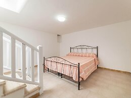 Seaside Comfort for You and Your Pet