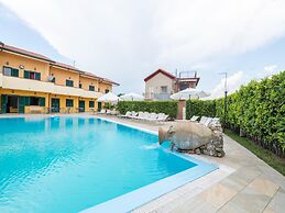 Villa Steps From the Beach