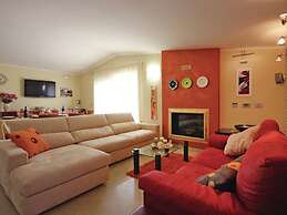 Belvilla by OYO Villa Nereide