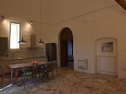 Belvilla by OYO Charming Apartment With Garden