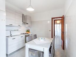 Etna & Sea View Apartment