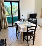 Belvilla by OYO Appartamento Lato Piscina