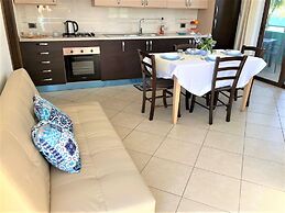 Belvilla by OYO Appartamento Lato Piscina