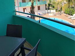 Belvilla by OYO Appartamento Lato Piscina