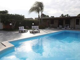 Belvilla by OYO Villa Flora