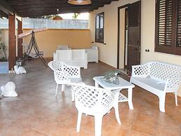 Belvilla by OYO Villa Flora