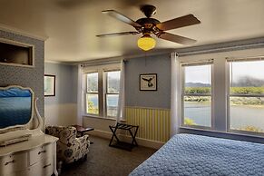 The Historic Requa Inn