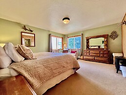 The Historic Requa Inn