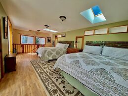 The Historic Requa Inn