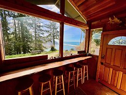 The Historic Requa Inn