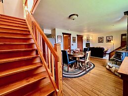 The Historic Requa Inn