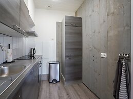 Stay With Garden, Limburg