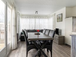 Splendid Chalet in Bantega With a Jettty