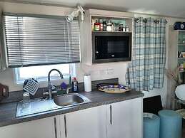 Welcoming Chalet in Oostkapelle With Garden