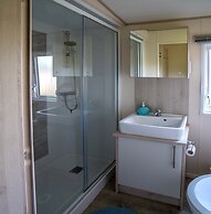 Amazing Chalet in Oostkapelle With Garden