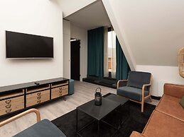 Apartment in Renesse With Garden