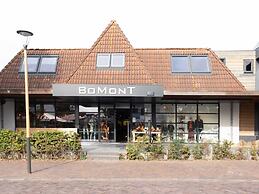 Apartment in Renesse With Garden