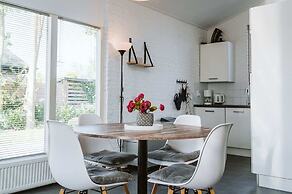 Beautiful Holiday Home in Ouddorp With Balcony